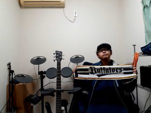 お部屋の写真。来年こそ優勝や！（ｎ年連続ｎ回目の宣言）