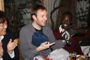 M1からプレゼント贈呈